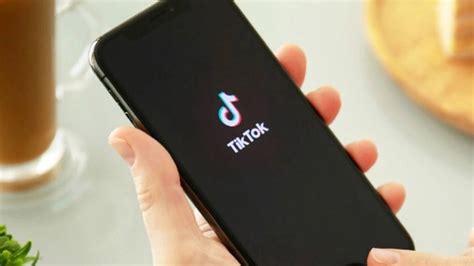 TikTok Videoları Nasıl Düzenlenir ve Efekt Eklenir?